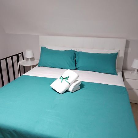 Bnb Simy3 Наполи Екстериор снимка