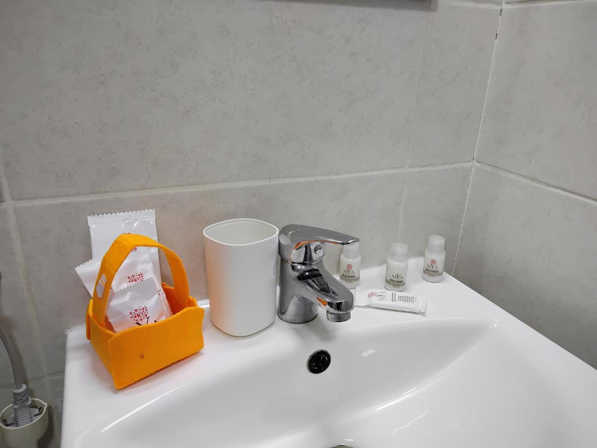 Bnb Simy3 Наполи Екстериор снимка